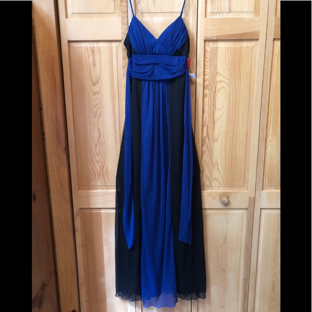 Ladies Long Formal Gown